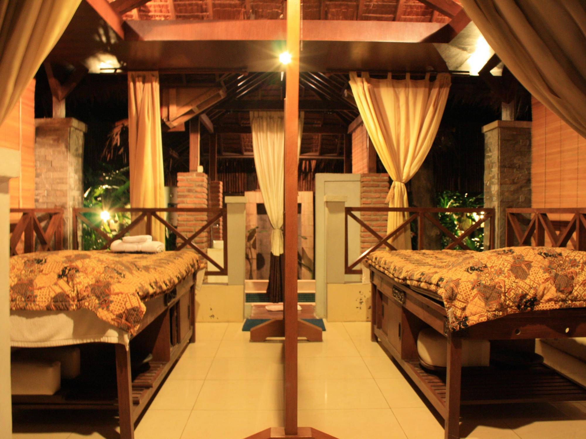 Sanghyang Indah Spa Resort Anyer Exterior photo