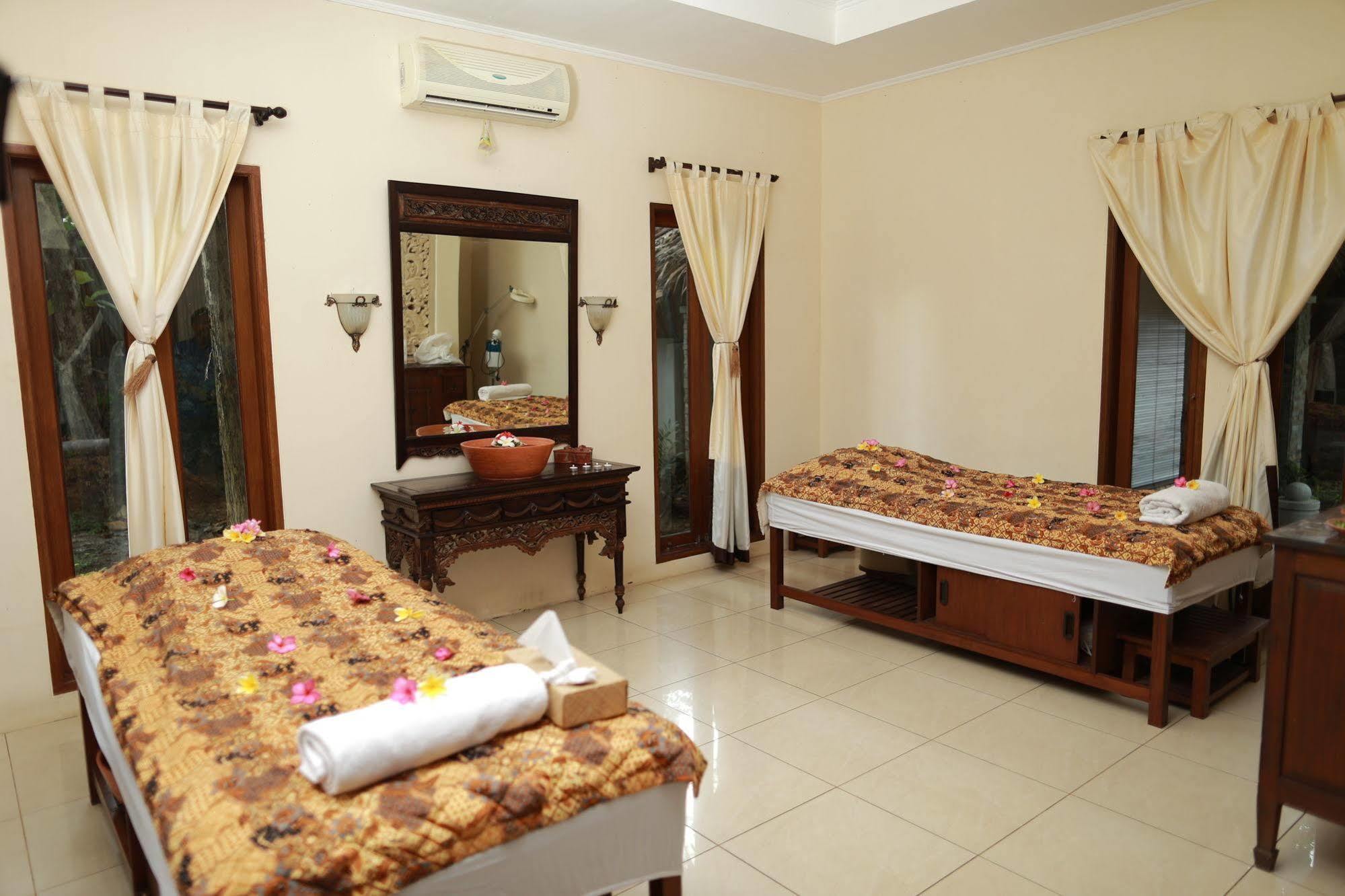 Sanghyang Indah Spa Resort Anyer Exterior photo
